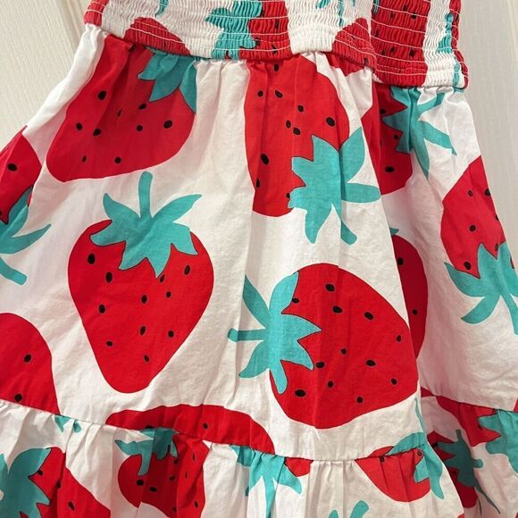 FabKids Smocked Strawberry Dress Girls Size Small 6-7 - Picture 11 of 11